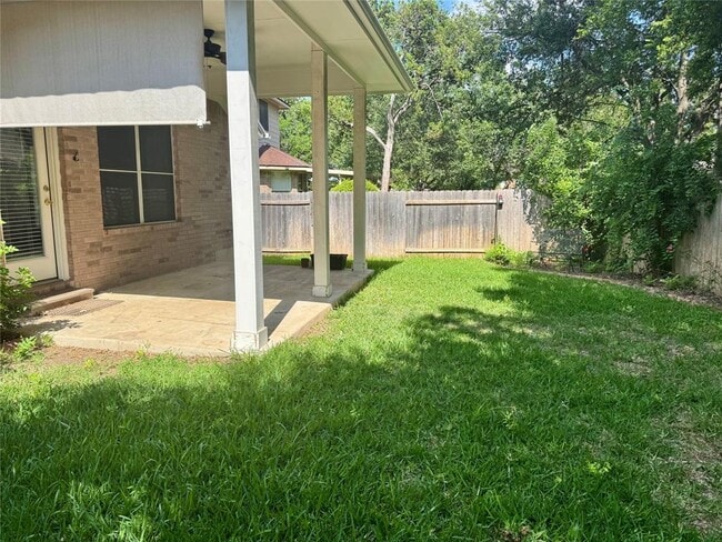 Building Photo - 5615 Taylorcrest Dr