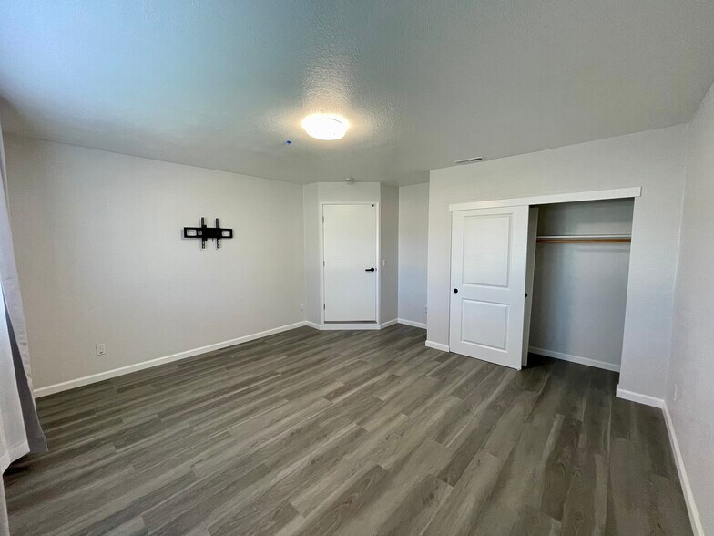 Building Photo - 6626 50th St