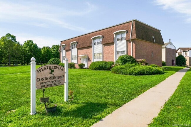 Building Photo - 39 Weathervane Dr