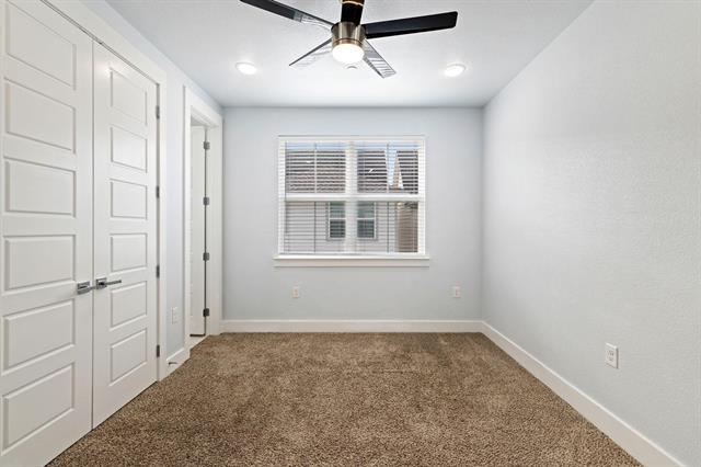 Building Photo - 203 S Village Way