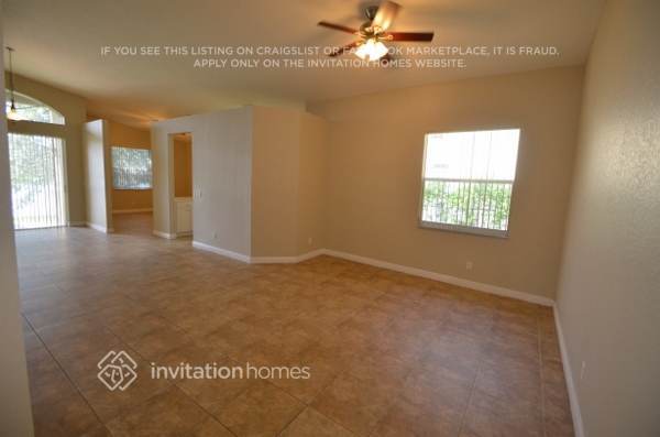 Building Photo - 13844 SW 53rd St