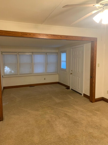 Building Photo - 1136 28th St