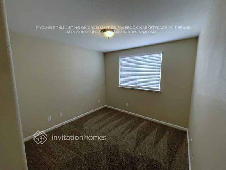 Building Photo - 116 Travertine Ave