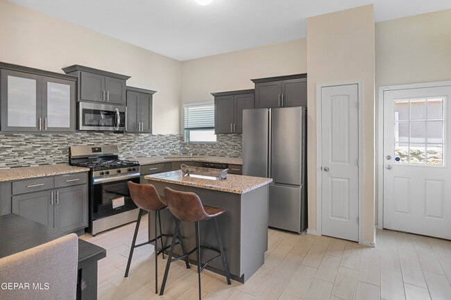 Building Photo - 7445 Norte Mesa Ln