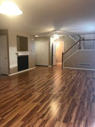 Spacious, clean, pet and smoke-free main level living. - 14230 Woodrock Path
