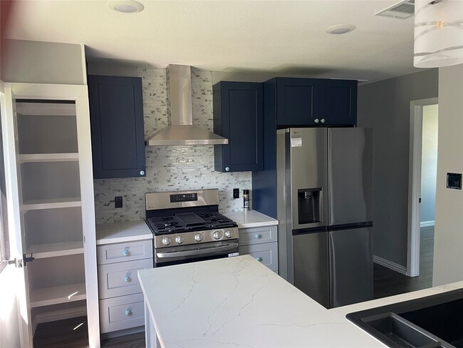 Building Photo - 2709 Terry St