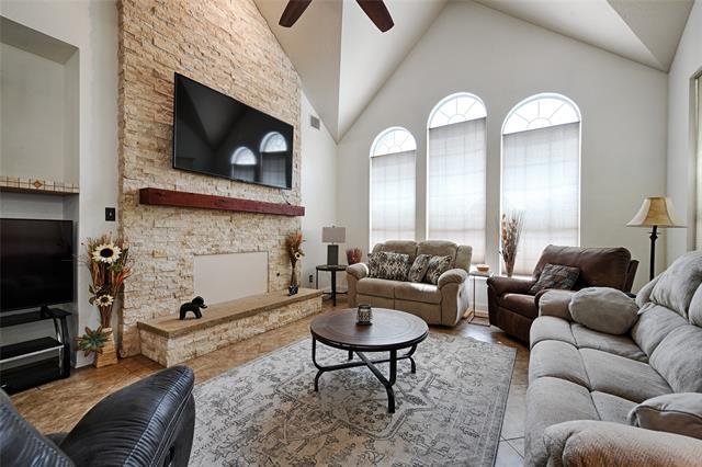 Building Photo - 2400 Sweet Grass Trail