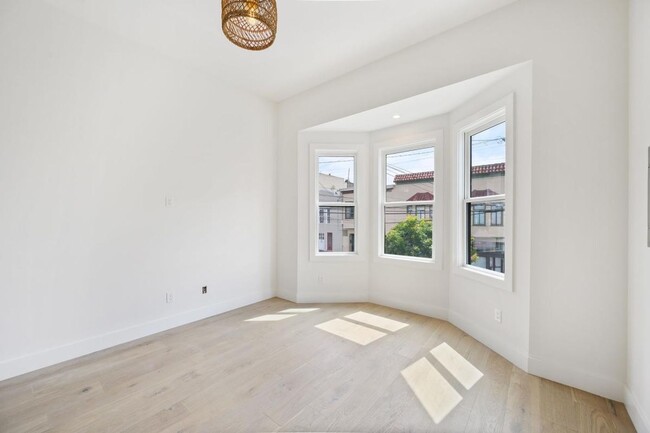 Building Photo - 2734 20th Street