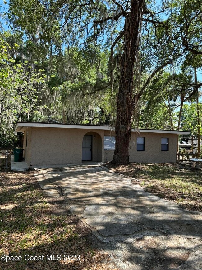 Primary Photo - 1125 Old Dixie Hwy