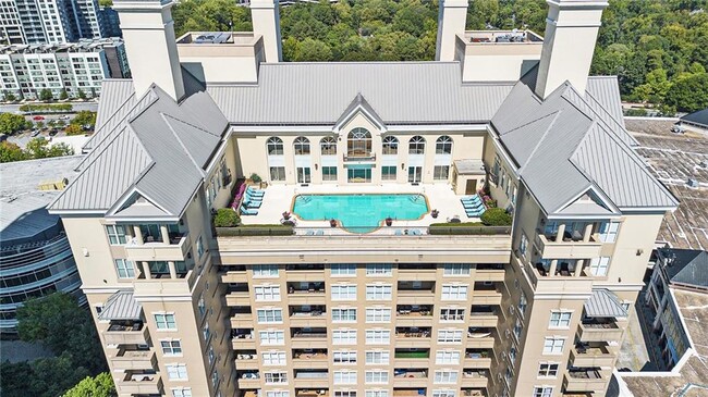 Primary Photo - 3334 Peachtree Rd NE