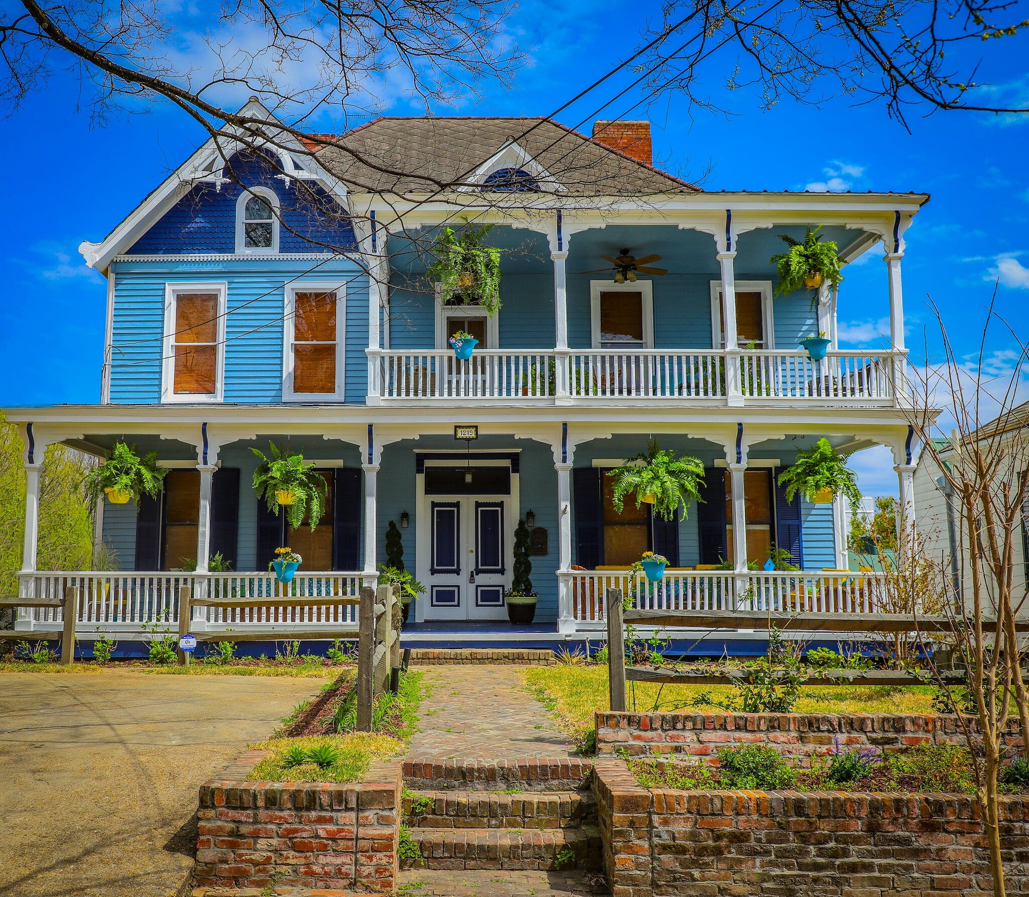 Building Photo - 1219 Adams St