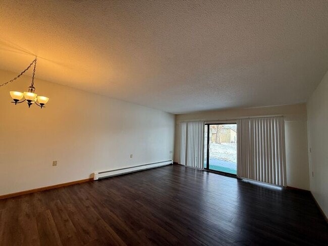 Building Photo - $1,195 | 2 Bedroom, 1 Bathroom CONDO | Designed for Ages 55+ | Pet Friendly | Available for Immed...