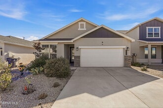 Building Photo - 6166 Hidden Psge Ave