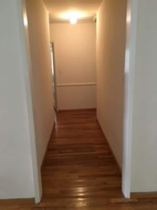 Building Photo - Westchester Home Perfect for Plant/Garden ...