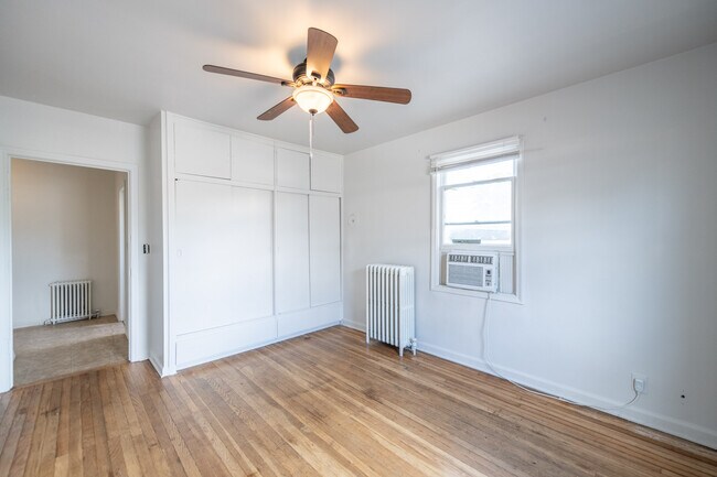 Building Photo - 135 E 4800 S