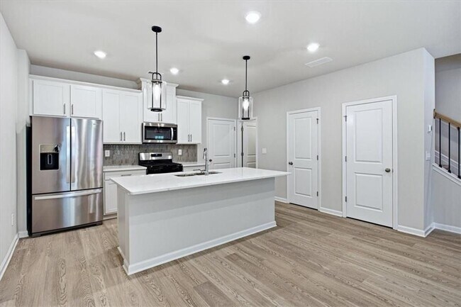 Building Photo - 2238 Ashton Dr