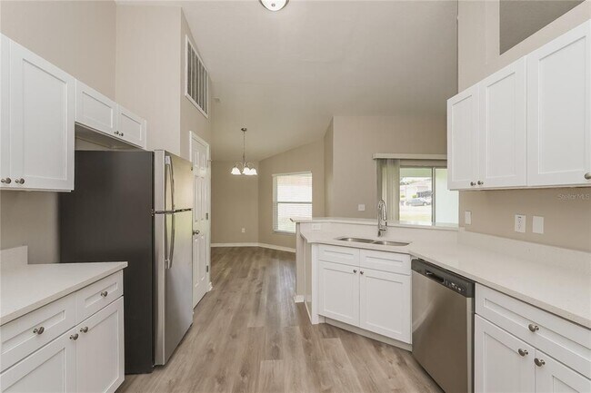Building Photo - 3507 Manor Loop