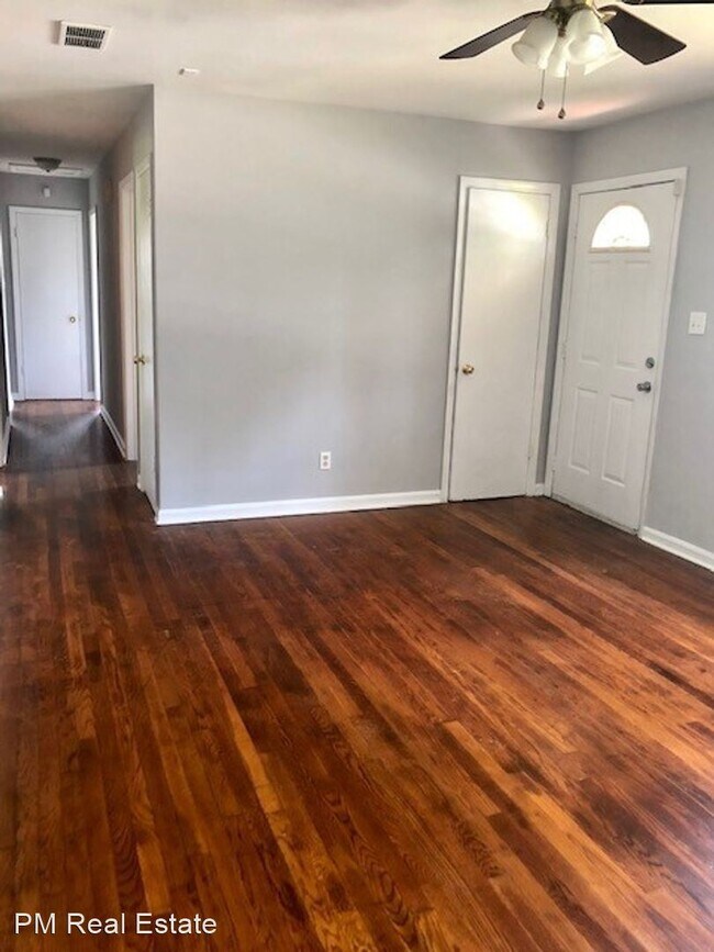 Building Photo - 3 br, 1.5 bath House - 1104 Amity Drive