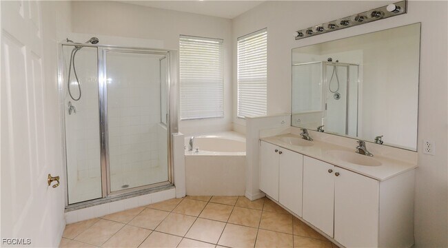 Building Photo - 4213 Liron Ave