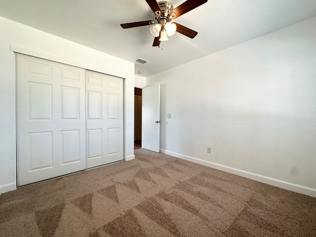 Building Photo - Beautifully Updated Home in Citrus Heights!
