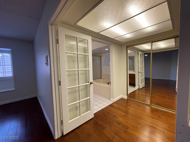 Building Photo - 579 Cervantes Dr