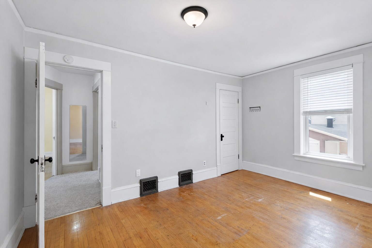 Building Photo - 346 Cleveland Ave N