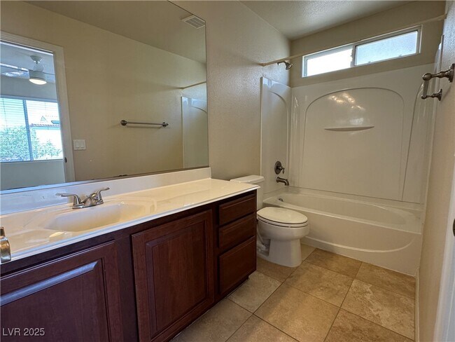 Building Photo - 8278 Apple Barn Ave