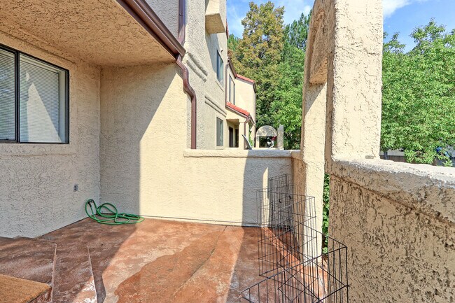 Building Photo - 5125 W 73rd Ave