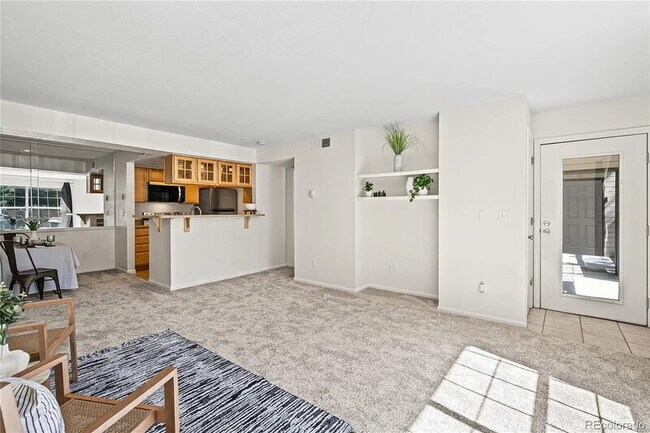 Building Photo - 9212 E Arbor Cir