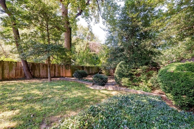 Building Photo - Charming 1930s Stone & Brick Cottage Near ...