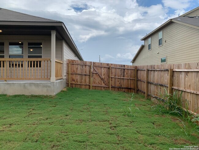 Building Photo - 3612 Space Cloud Dr