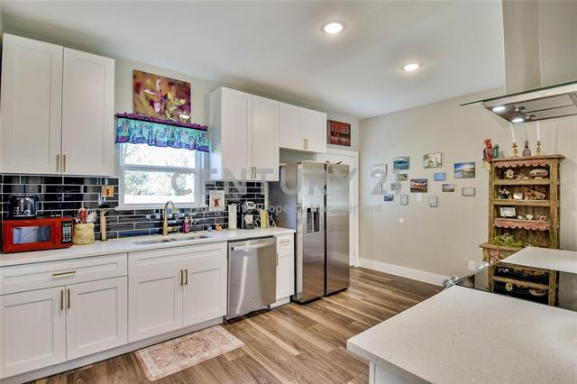 Building Photo - 2504 Deer Trail