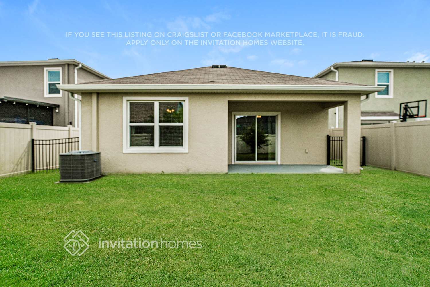 Building Photo - 8004 Pelican Reed Cir