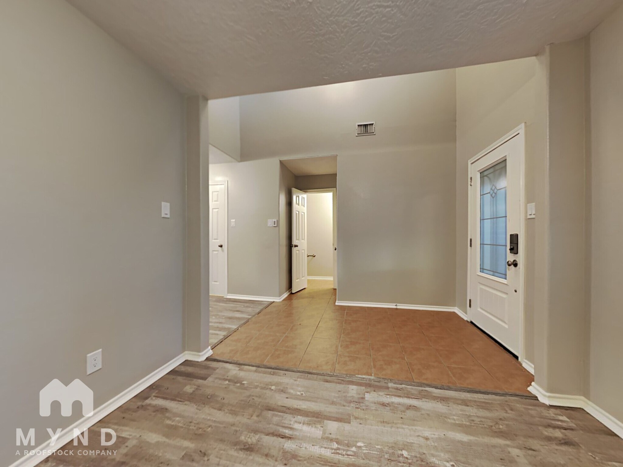 Building Photo - 10507 Scenic Cove Ct