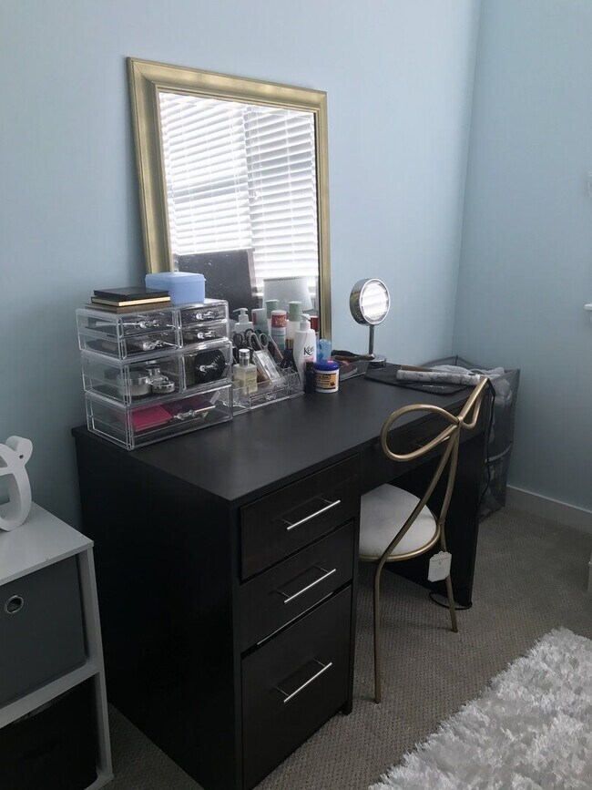 Building Photo - 1532-36 Ingersoll St