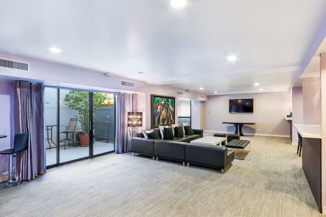 Rec Room - 1155 N La Cienega Blvd