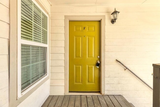 Building Photo - 6110 Wheless Cove