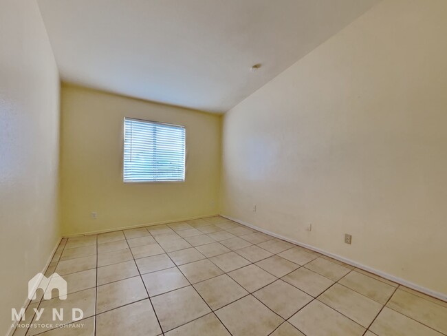 Building Photo - 6642 W Pima St