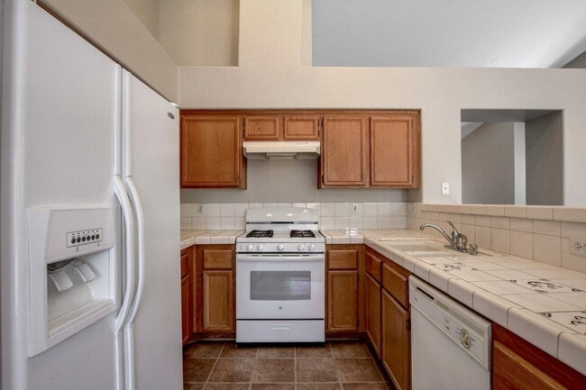 Building Photo - RARE Single Story, 3 Bedroom with 3 Car Garage in a GATED community!