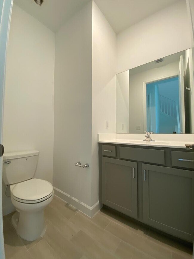 Building Photo - 4946 Navali Dr