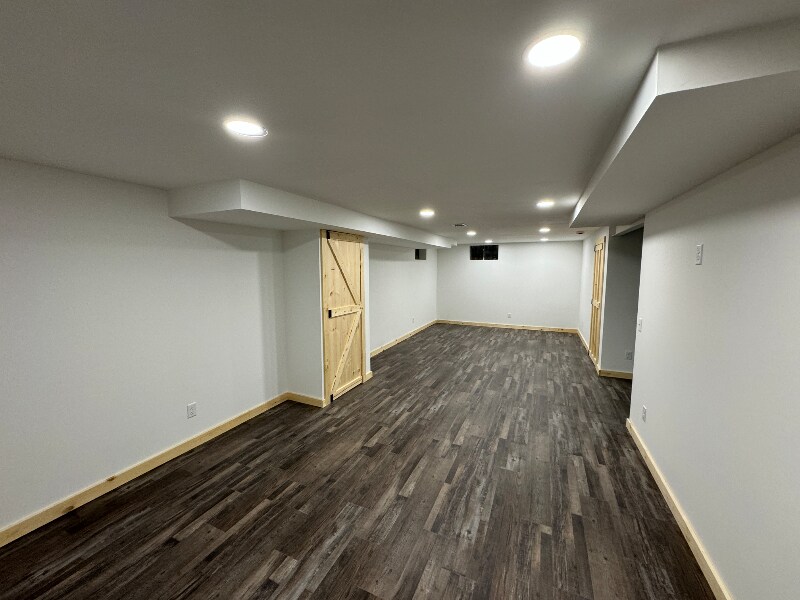 Building Photo - 1035 10th St