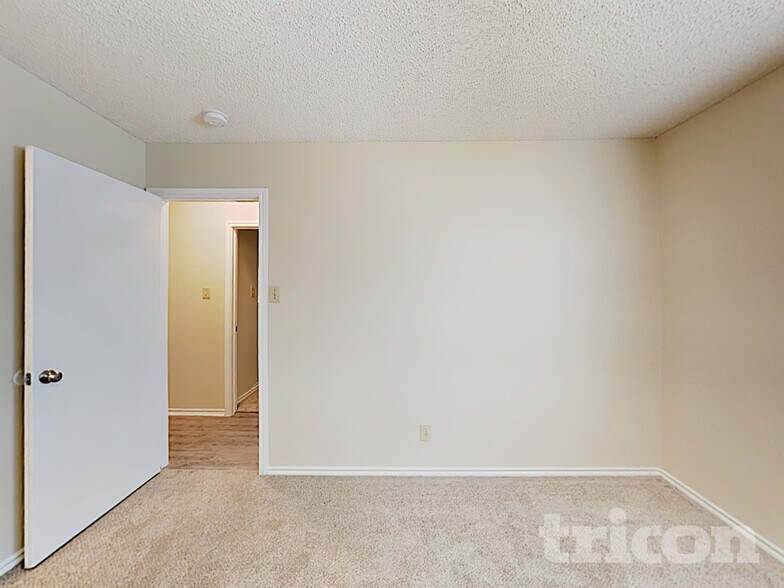 Building Photo - 6714 Barton Rock Ln