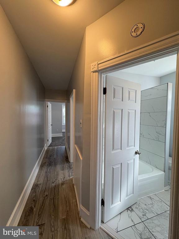 Building Photo - 2525 N 31st St