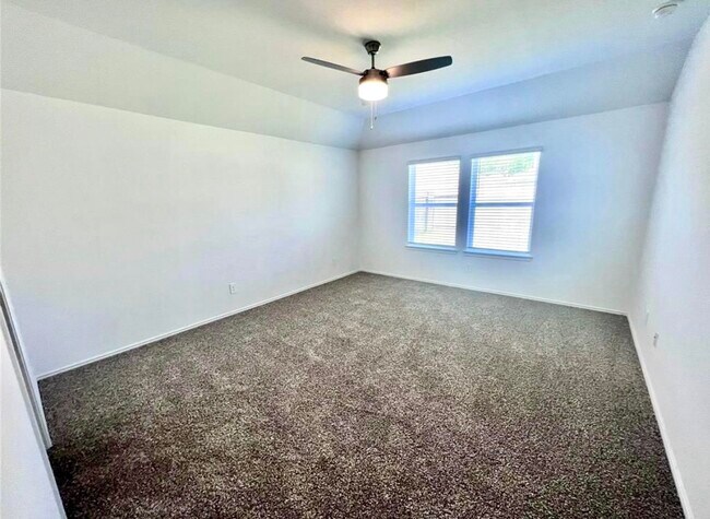 Building Photo - 14220 Fern Meadows Dr