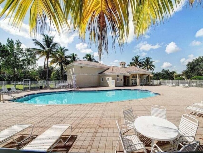 Building Photo - 6950 Blacksmith Way