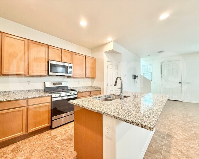 Building Photo - 3706 S 57th Ln