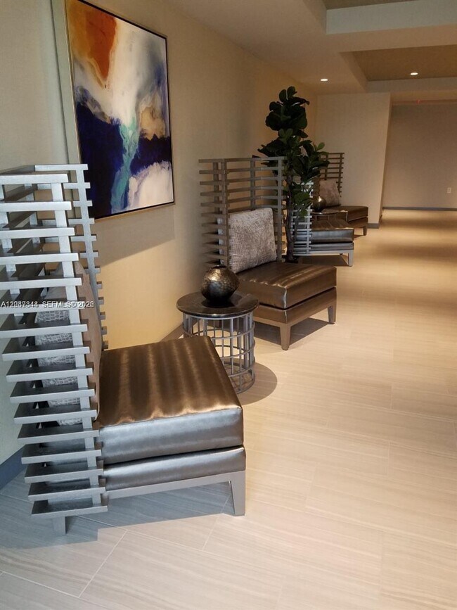 Building Photo - 5300 Paseo Blvd