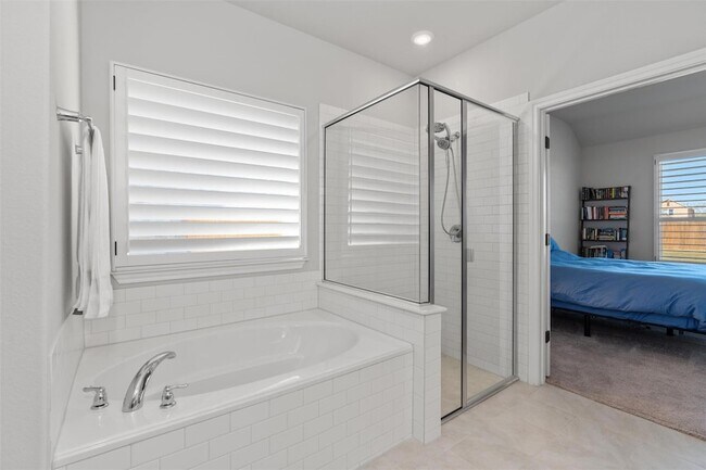 Building Photo - 13104 Cerro Castellan Trace