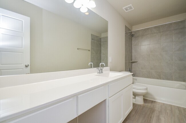 Building Photo - 2511 Shining Spur Ct