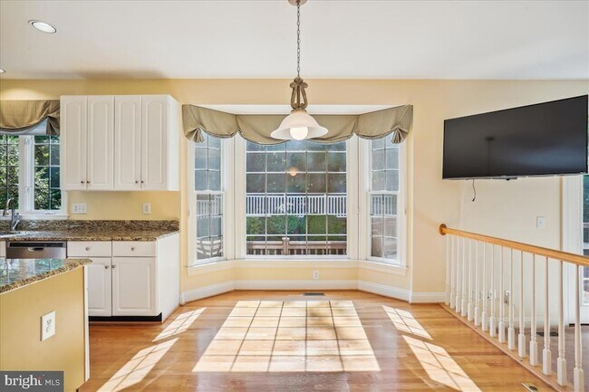 Building Photo - 8931 Falls Farm Dr